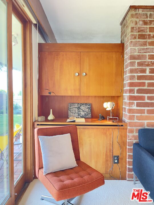 526 Hunter Drive Fillmore, CA 93015 - Photo 19 of 32 a view of sitting area