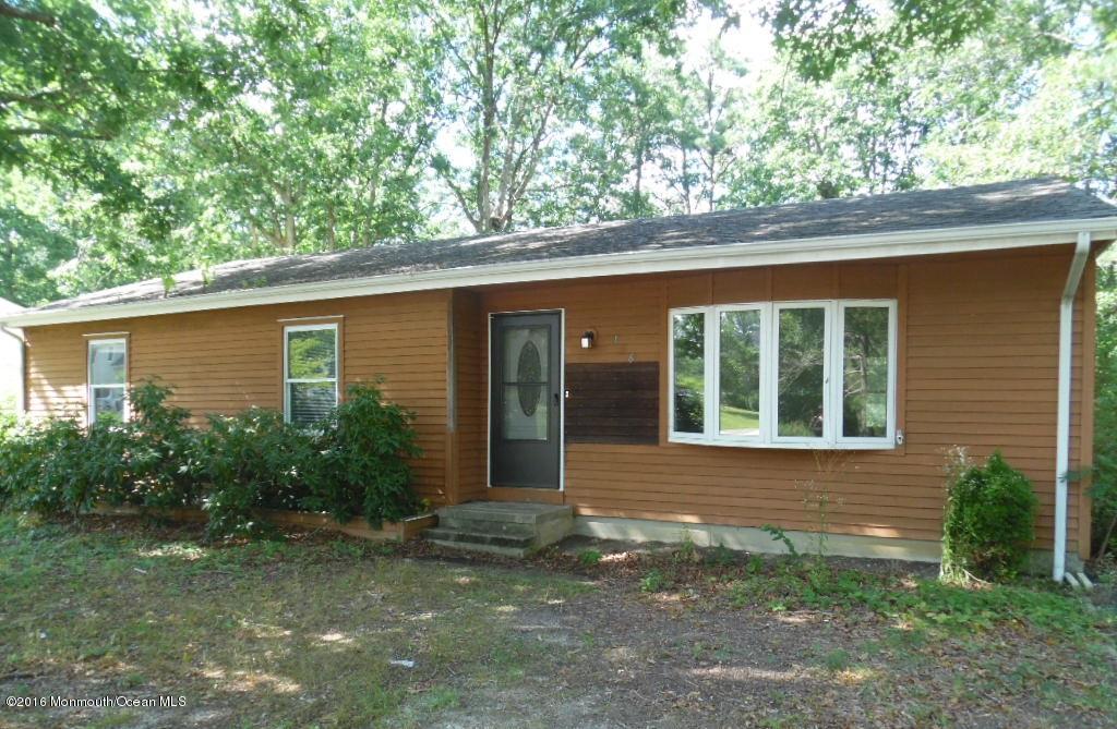 156 Commodore Road Manahawkin, NJ 08050 - Photo 1 of 9 SAM_3346