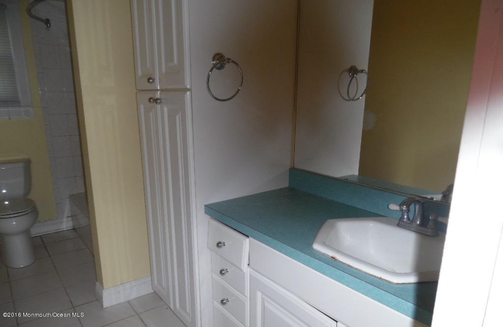 156 Commodore Road Manahawkin, NJ 08050 - Photo 6 of 9 SAM_3430
