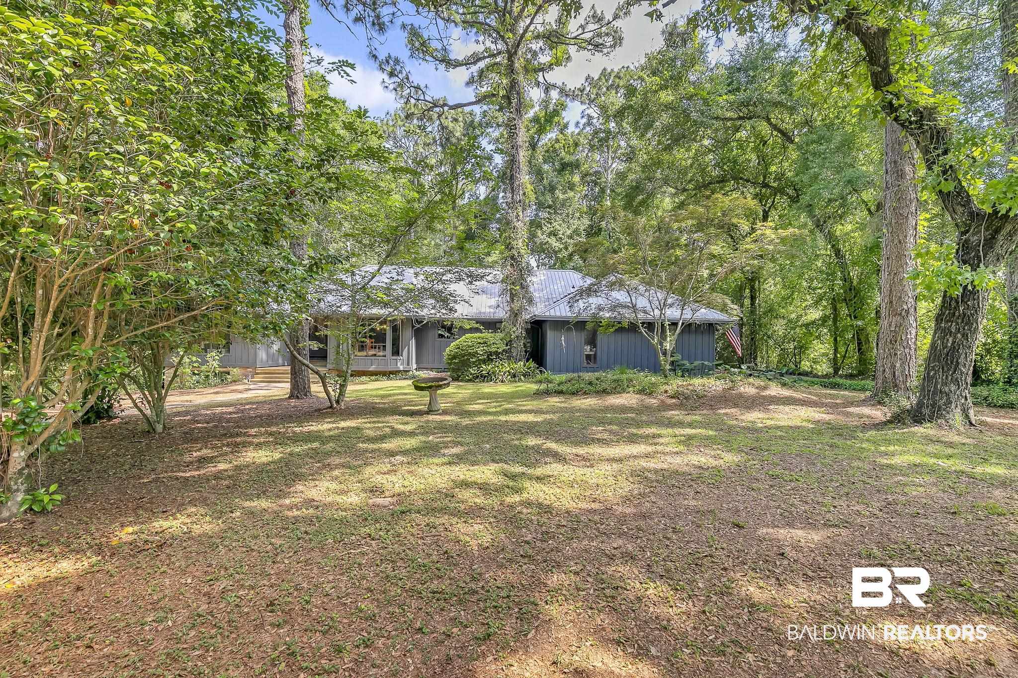651 Olive Avenue Fairhope, AL 36532 - Photo 3 of 60
