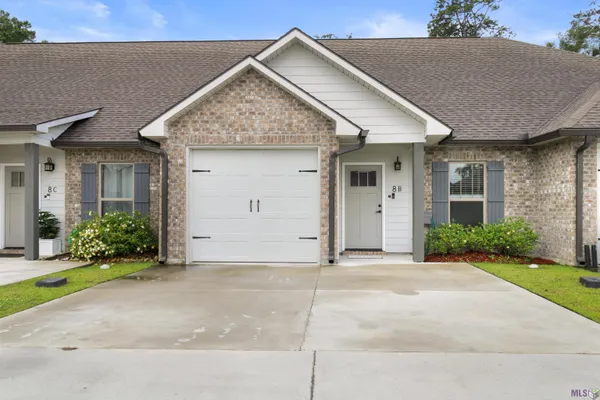 $196,000 | 33788 Highway 16, Denham Springs, LA 70706