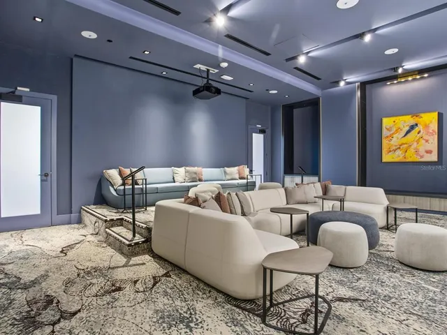 $5,950 | 275 1st Avenue South, Unit 2107, St. Petersburg, FL 33701