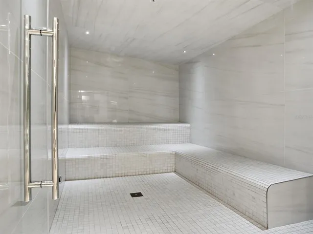 $5,950 | 275 1st Avenue South, Unit 2107, St. Petersburg, FL 33701