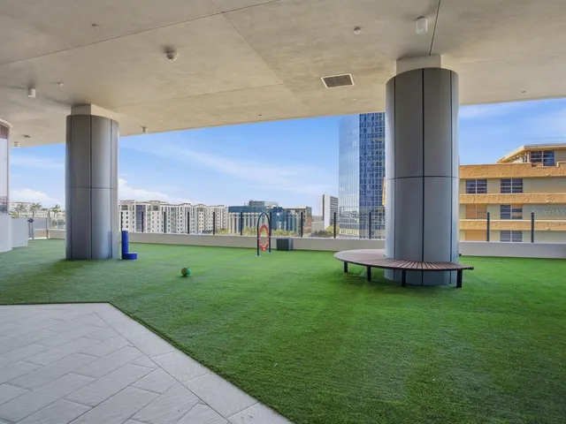 $5,950 | 275 1st Avenue South, Unit 2107, St. Petersburg, FL 33701