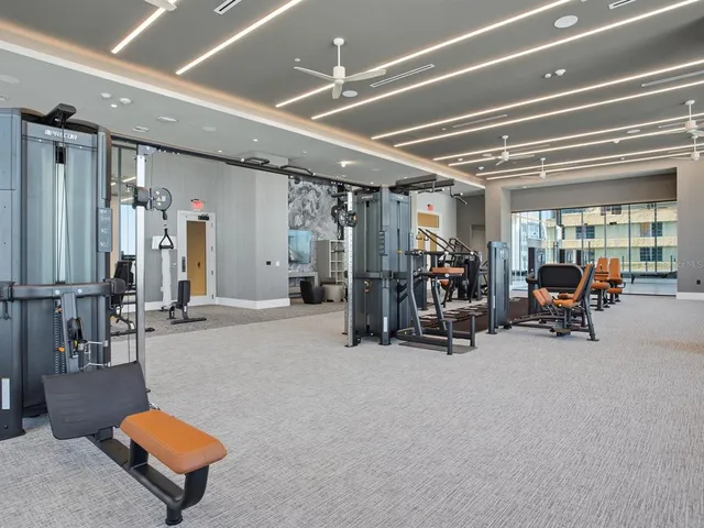 $5,950 | 275 1st Avenue South, Unit 2107, St. Petersburg, FL 33701