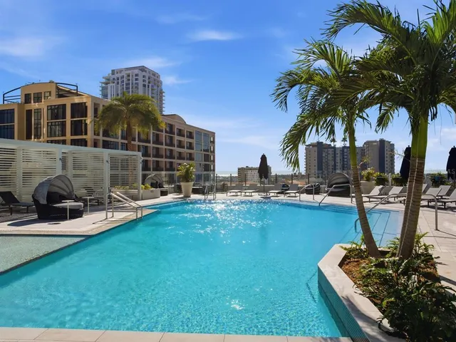 $5,950 | 275 1st Avenue South, Unit 2107, St. Petersburg, FL 33701