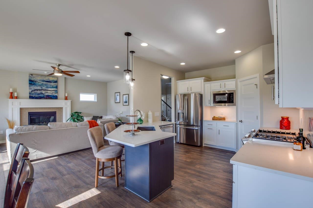 6595 Redpoll Circle Middleton, WI 53562 - Photo 10 of 36