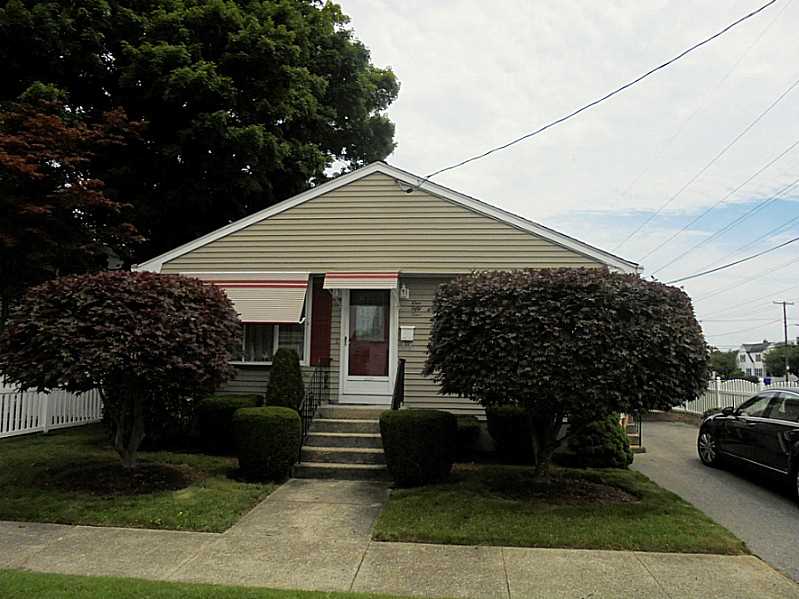 154 Rosemere Road Pawtucket, RI 02861 - Photo 1 of 10 Exterior Front.