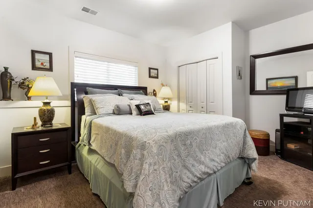 $1,199,000 | 6515 134th Avenue, Saugatuck, MI 49453