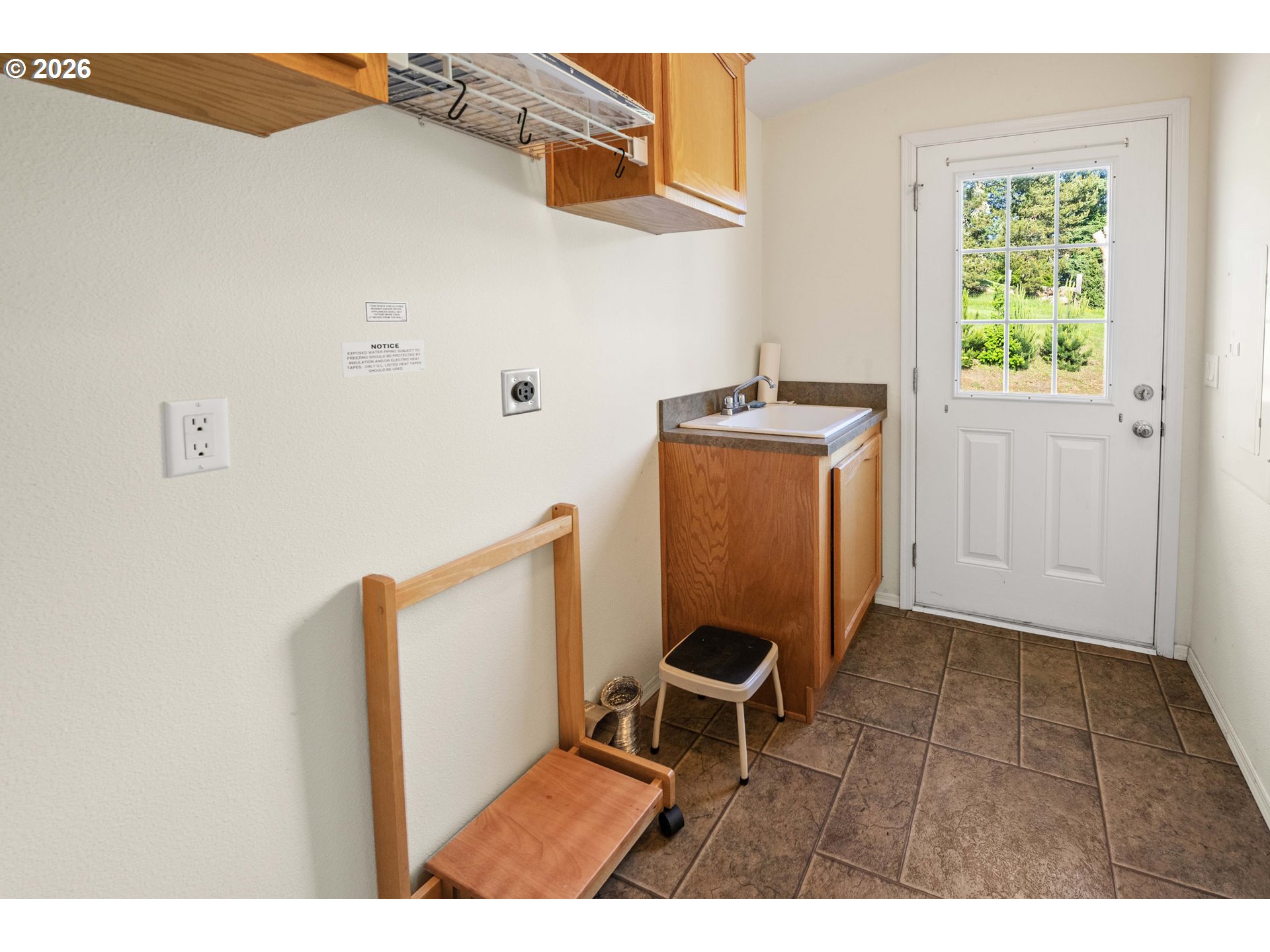 93228 Knappa Platt Road Astoria, OR 97103 - Photo 15 of 46 Utility Room