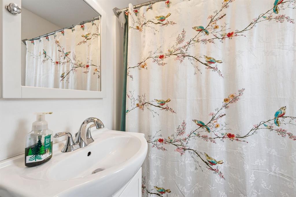 343 Vanadium Road Pittsburgh, PA 15243 - Photo 23 of 34 Gallery Image 23
