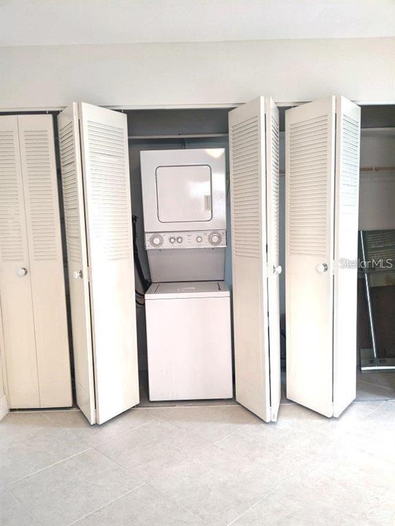 201 Bedford Trail, Unit F127 Sun City Center, FL 33573 - Photo 15 of 15 a view of closet area