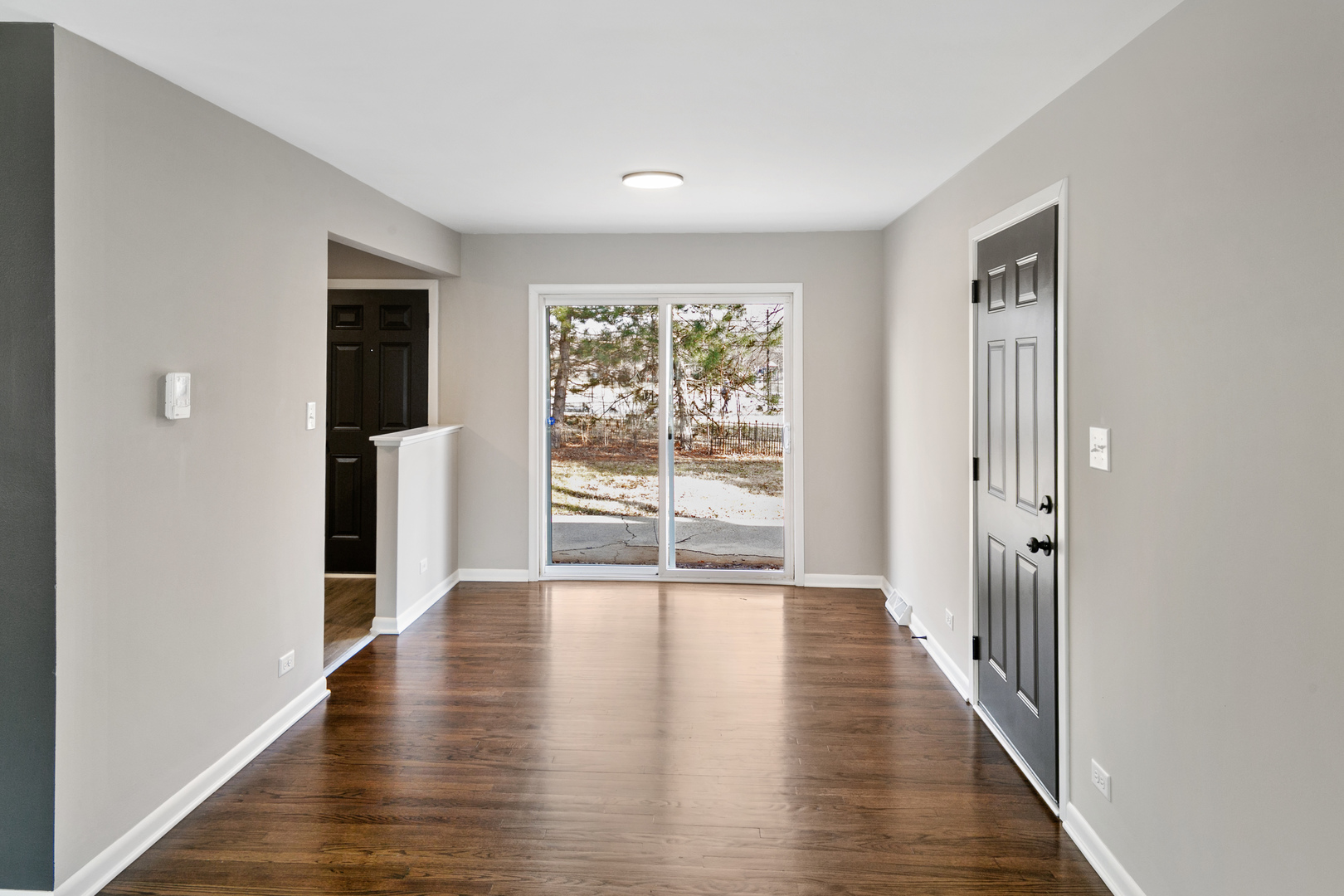 1339 Heather Road Homewood, IL 60430 - Photo 7 of 30