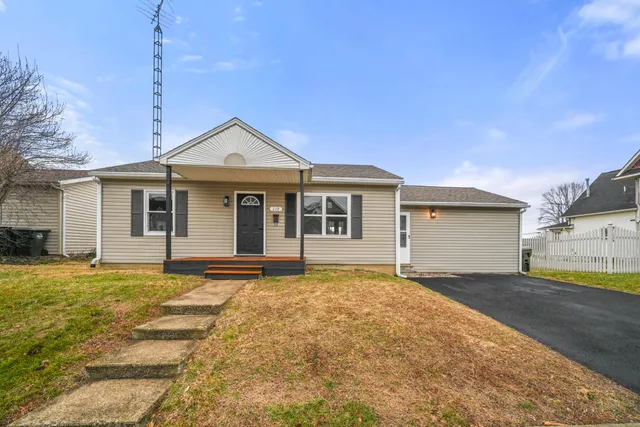 $236,900 | 210 West 1st Street, Greensburg, IN 47240