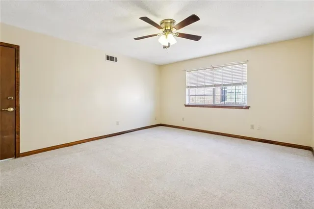 $275,000 | 3400 West Esplanade Avenue, Unit D, Metairie, LA 70002