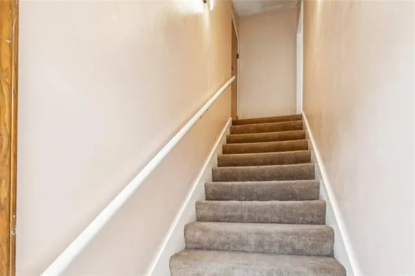 $264,000 | 3400 West Esplanade Avenue, Unit D, Metairie, LA 70002
