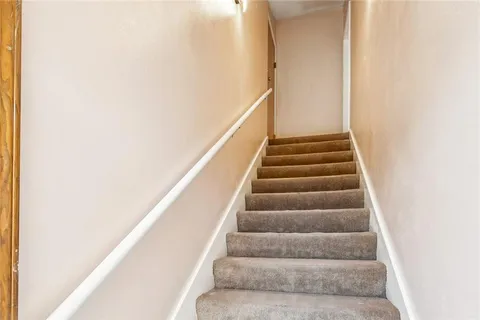 $275,000 | 3400 West Esplanade Avenue, Unit D, Metairie, LA 70002