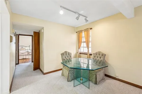 $264,000 | 3400 West Esplanade Avenue, Unit D, Metairie, LA 70002