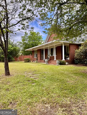 $159,900 | 218 A North 2nd Street, Glenwood, GA 30428