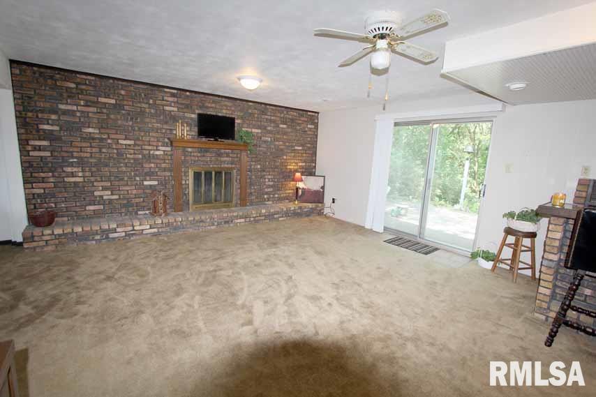 5611 West Fairview Road Peoria, IL 61607 - Photo 19 of 35