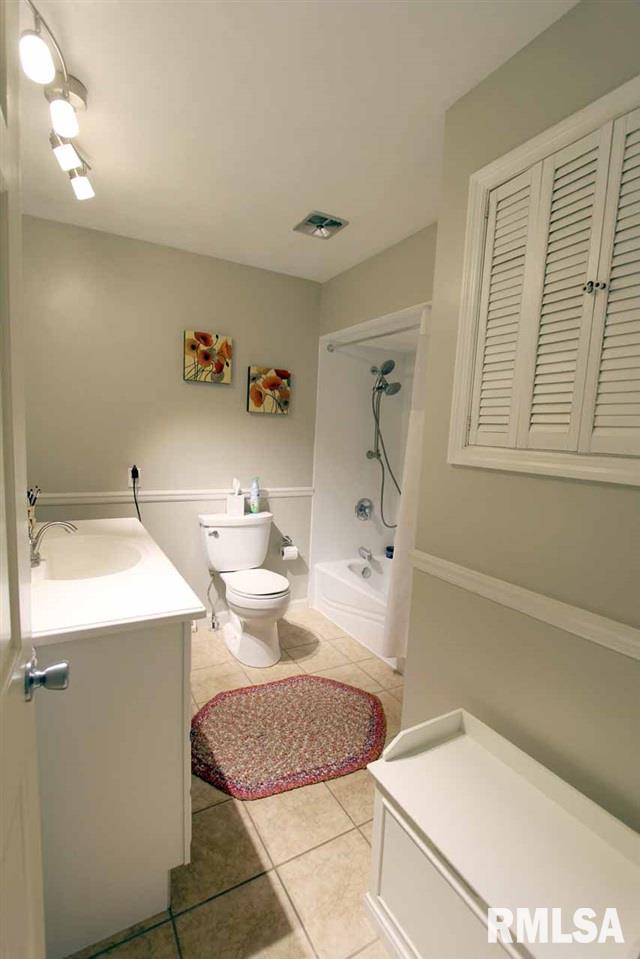 5611 West Fairview Road Peoria, IL 61607 - Photo 27 of 35