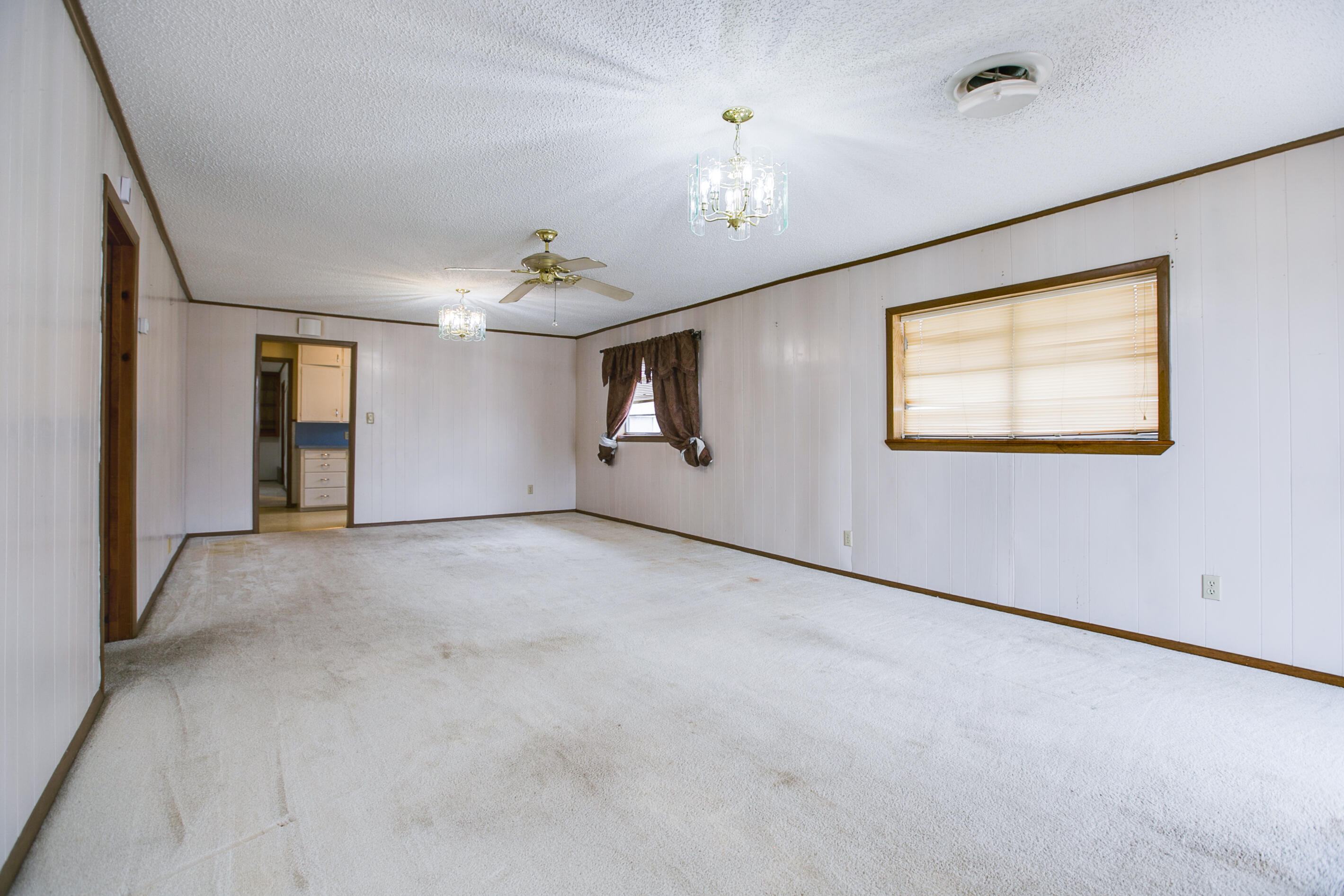308 Sharp Avenue Ballinger, TX 76821 - Photo 6 of 24 6L4A0918Blended
