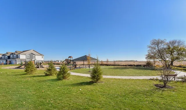 $2,890 | 15238 South Hepworth Place, Plainfield, IL 60544