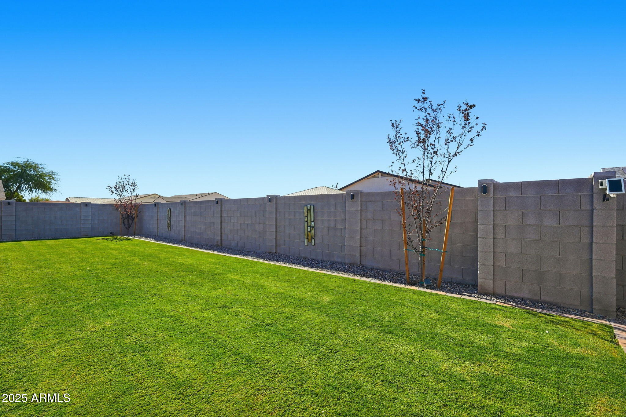 15200 South Redondo Road Arizona City, AZ 85123 - Photo 32 of 36 Beautifully Landscaped Backyard