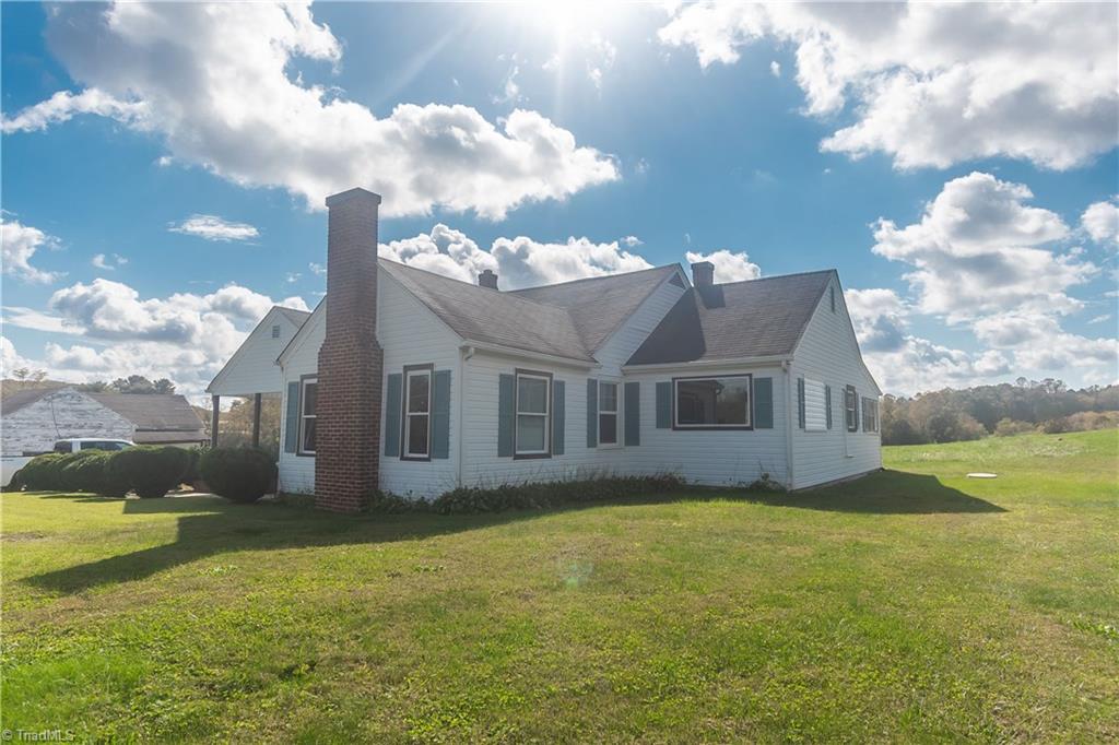5156 Westfield Road Mount Airy, NC 27030 - Photo 1 of 21 Only minutes to Mount Airy!