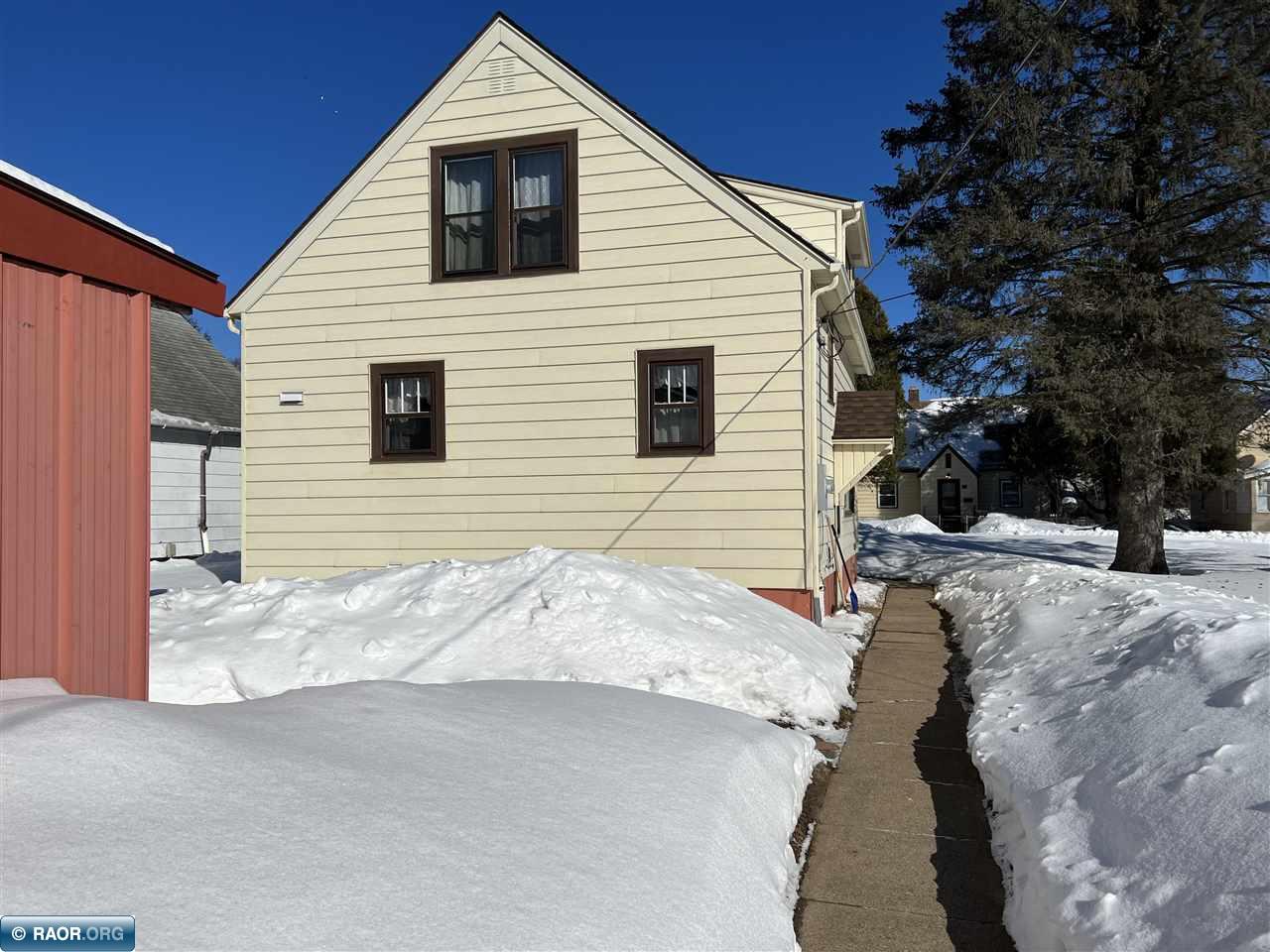 315 7th Street Southwest Chisholm, MN 55719 - Photo 5 of 26