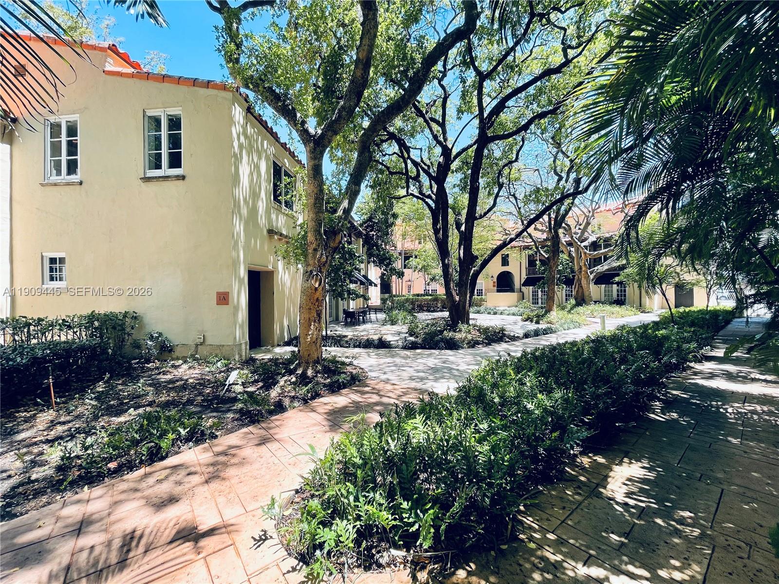 888 Douglas Road, Unit 119 Coral Gables, FL 33134 - Photo 23 of 36