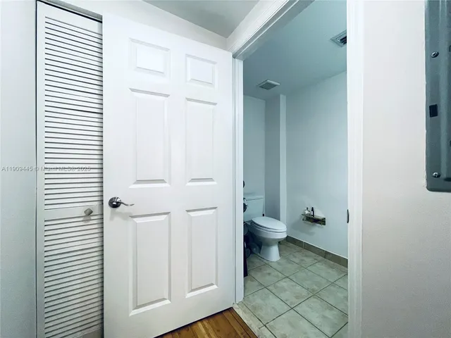 a bathroom with a toilet