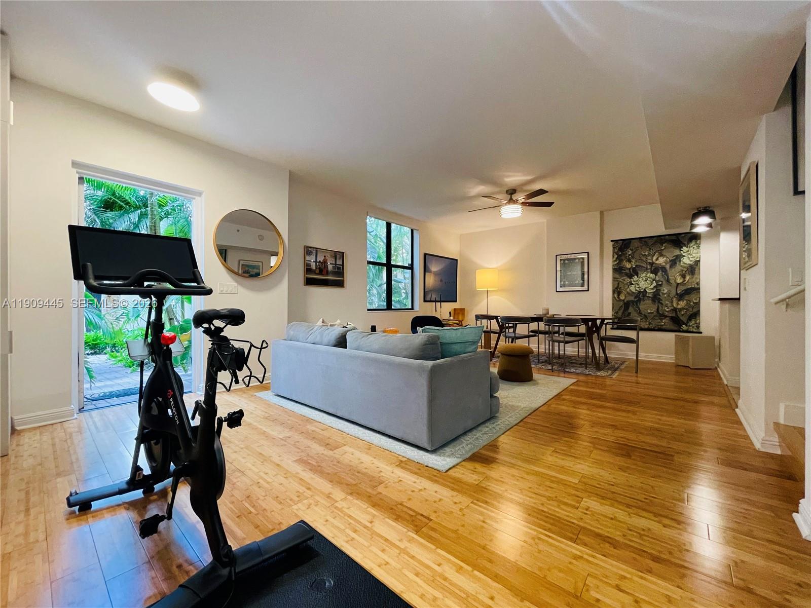 888 Douglas Road, Unit 119 Coral Gables, FL 33134 - Photo 5 of 36