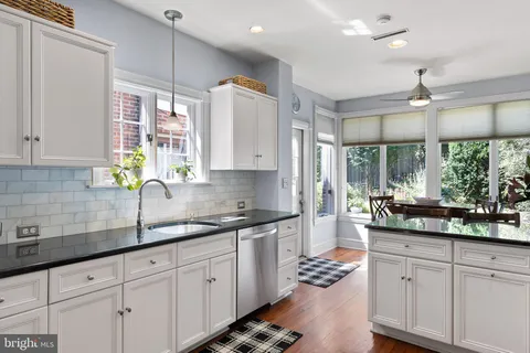 $2,800 | 1020 Wawaset Street, Wilmington, DE 19806