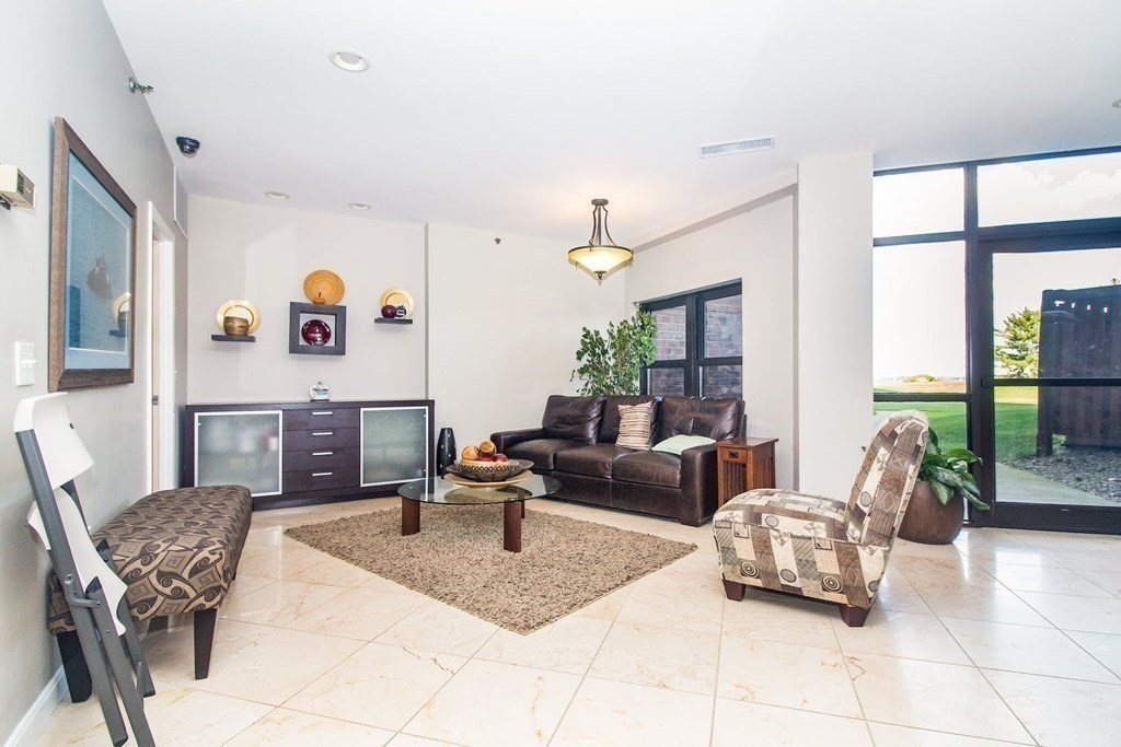 1 Seal Harbor Road, Unit 101 Winthrop, MA 02152 - Photo 21 of 22 Gallery Image 21