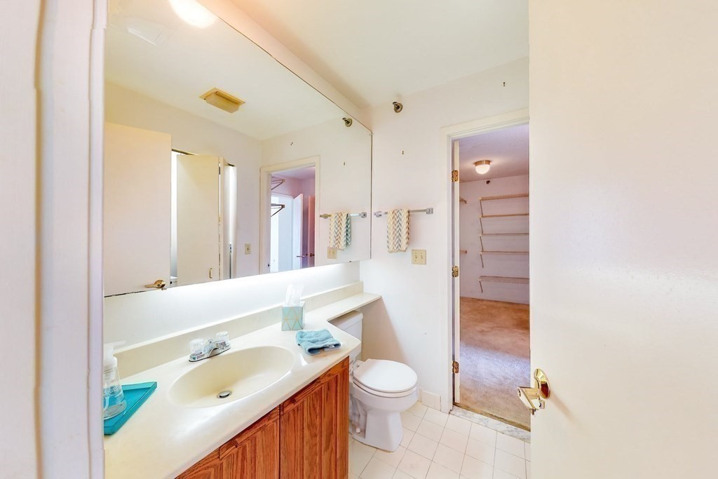 1 Seal Harbor Road, Unit 101 Winthrop, MA 02152 - Photo 10 of 22 Gallery Image 10