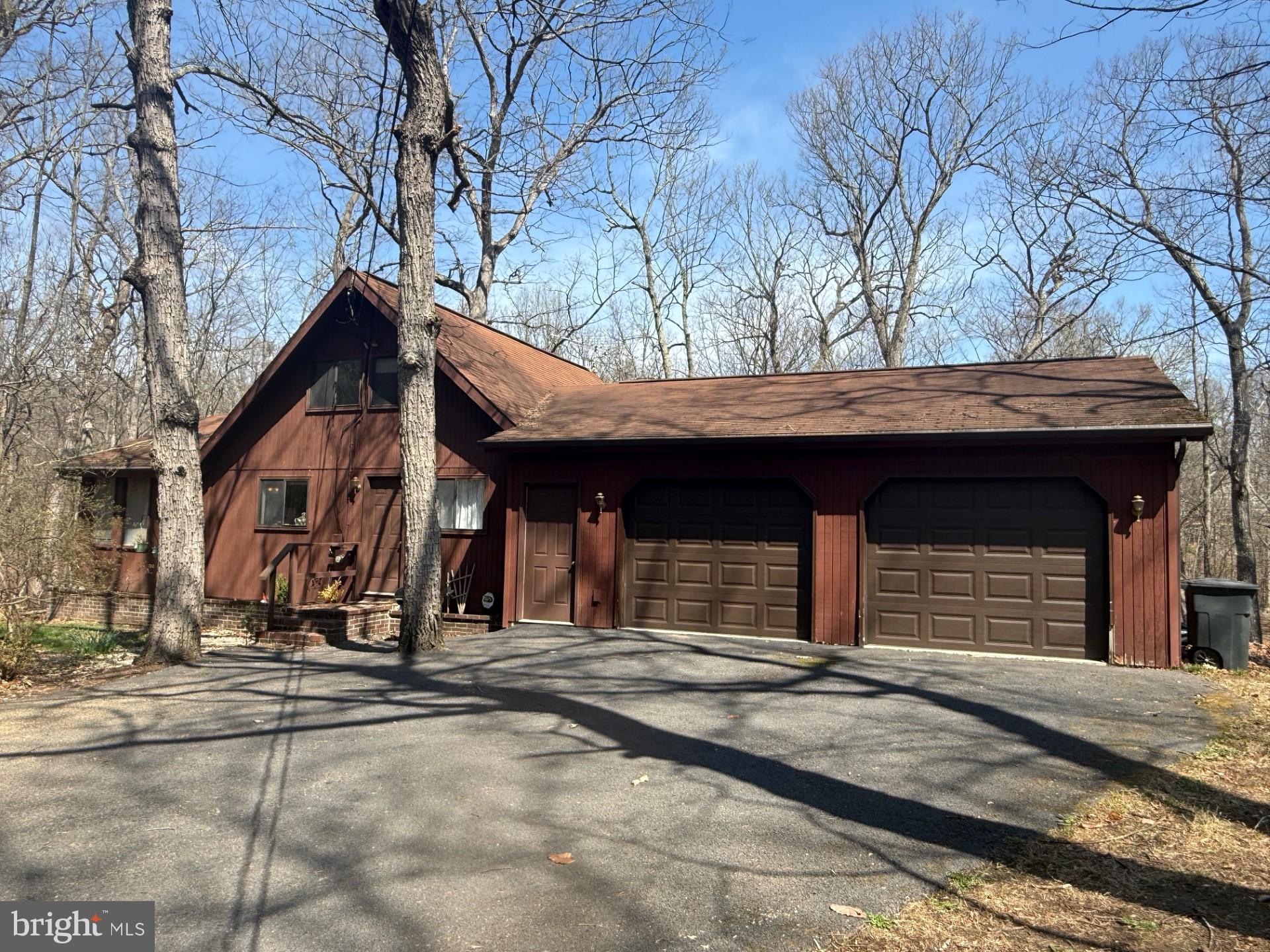 313 Mild Winter Road Hedgesville, WV 25427 - Photo 2 of 3