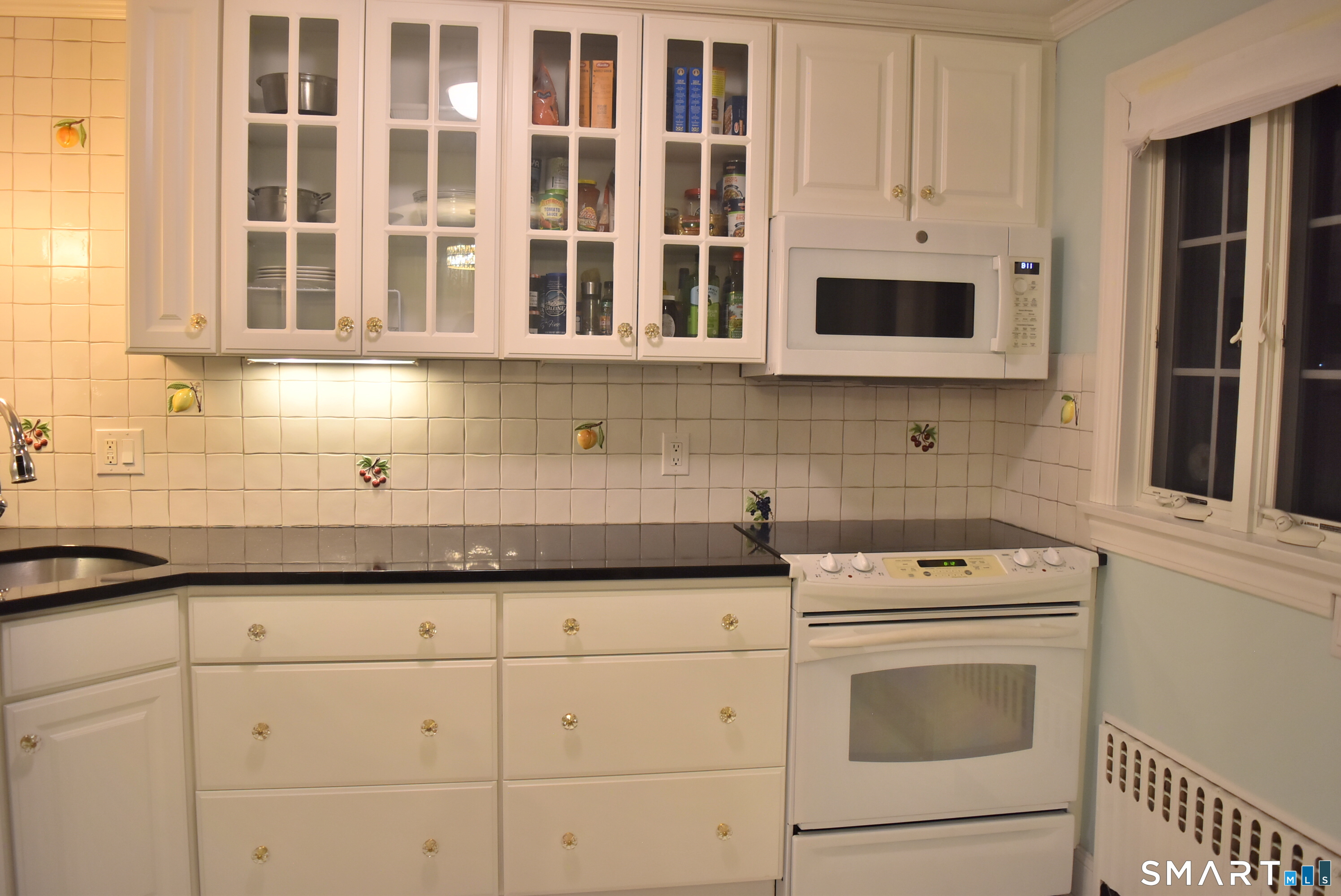 150 Black Point Road East Lyme, CT 06357 - Photo 8 of 19