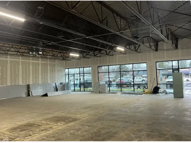 $16 | 129 South Pendleton Avenue, Pendleton, IN 46064