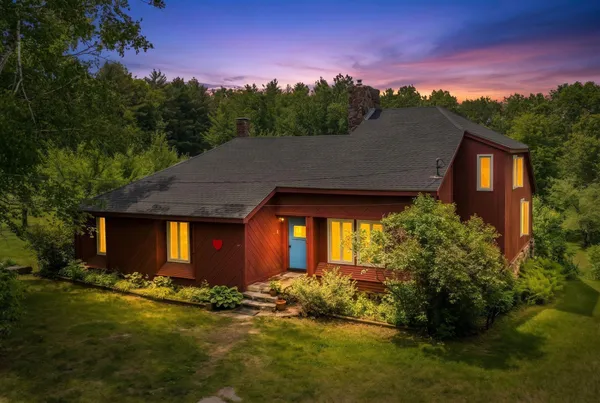 $525,000 | 286 Watson Hill Road, Limerick, ME 04048