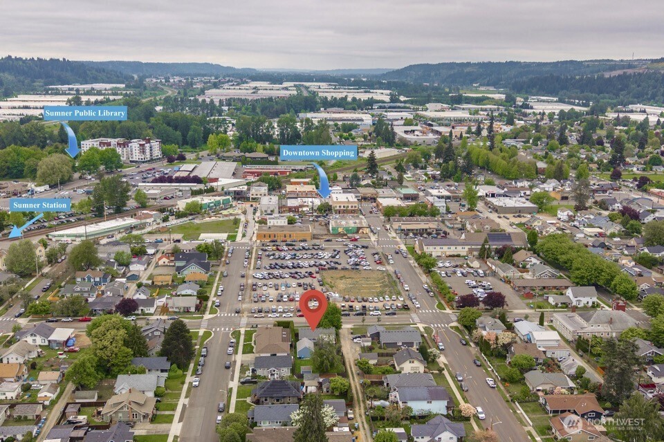 1010 Academy Street Sumner, WA 98390 - Photo 2 of 37