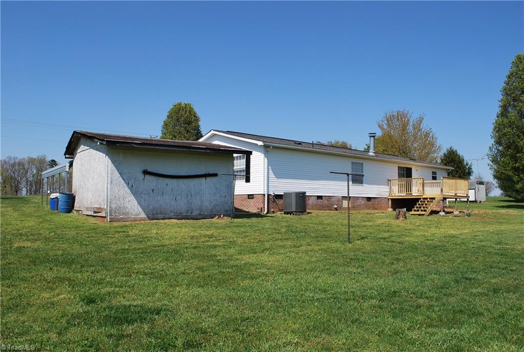 1114 Powell Bridge Road Harmony, NC 28634 - Photo 8 of 30 Gallery Image 8