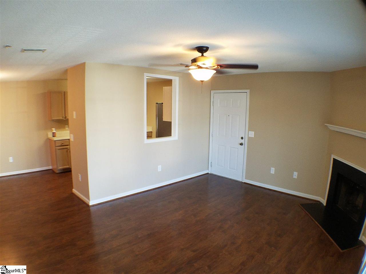 601 Pelham Square Way Greer, SC 29650 - Photo 4 of 15 Gallery Image 4