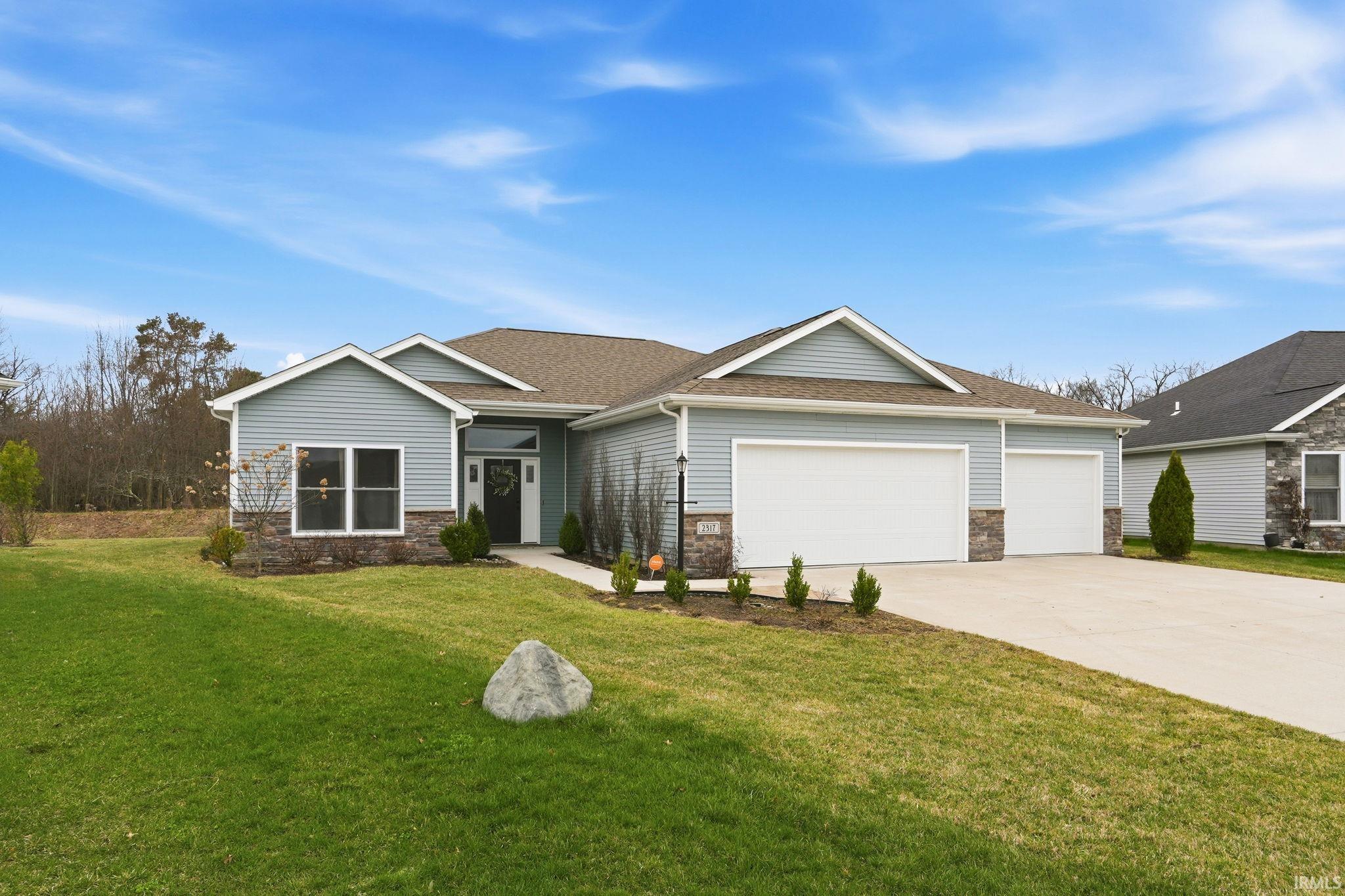 2317 Hamlet Court Fort Wayne, IN 46818 - Photo 1 of 36