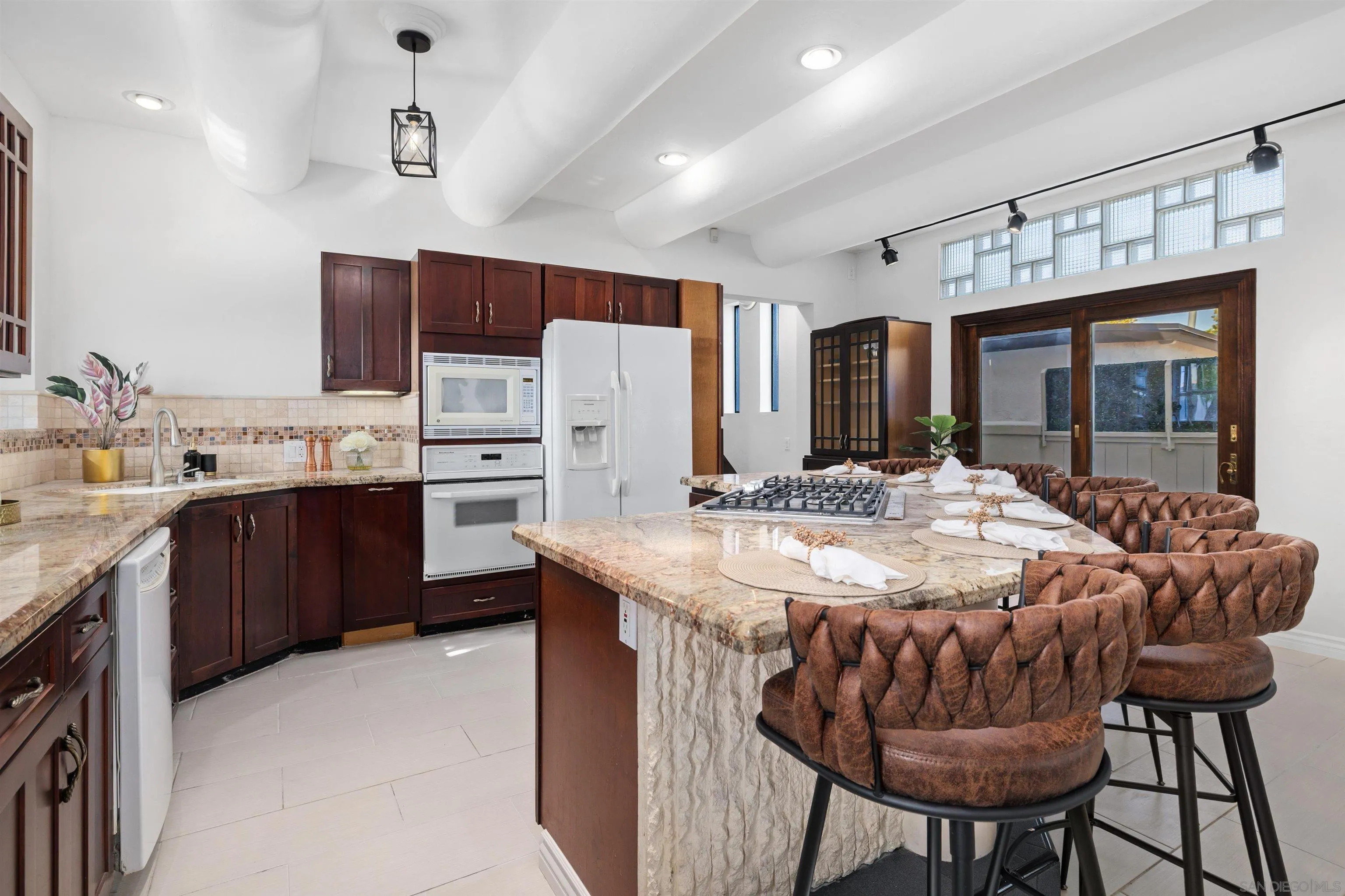 1564 Reed Avenue San Diego, CA 92109 - Photo 14 of 39