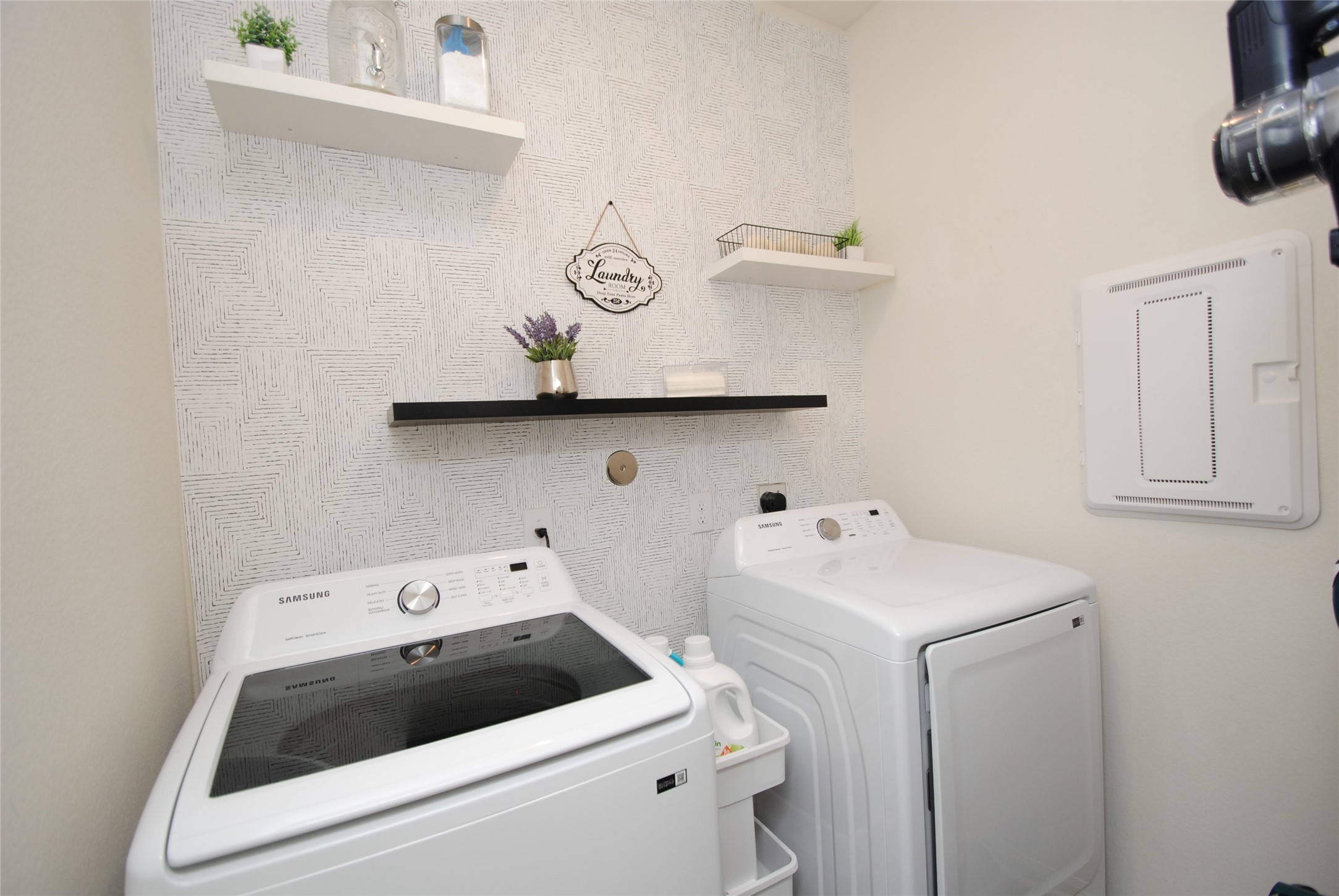 2133 Mule Ridge Drive Katy, TX 77493 - Photo 21 of 25 a utility room with dryer and washer