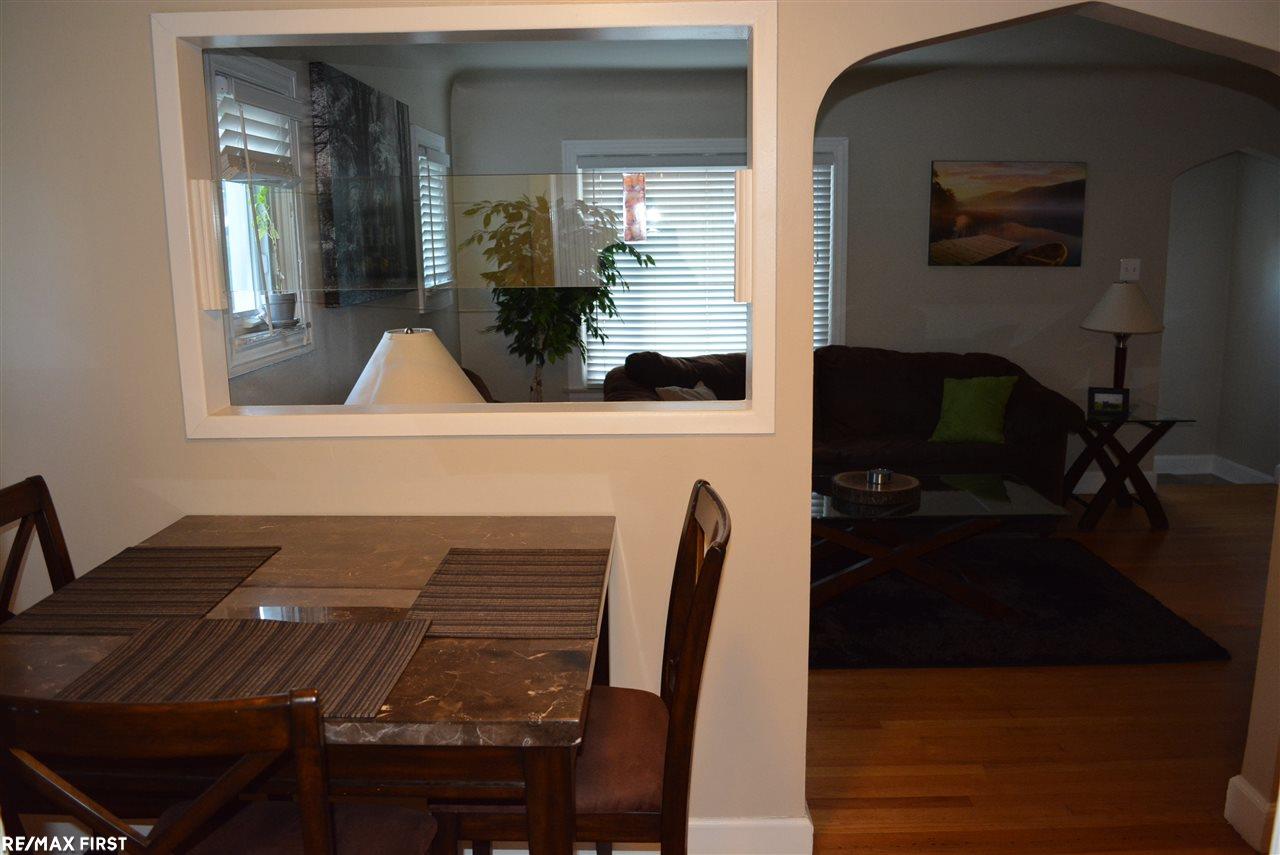 22348 Hayes Avenue Eastpointe, MI 48021 - Photo 9 of 39 31324551-8.JPG
