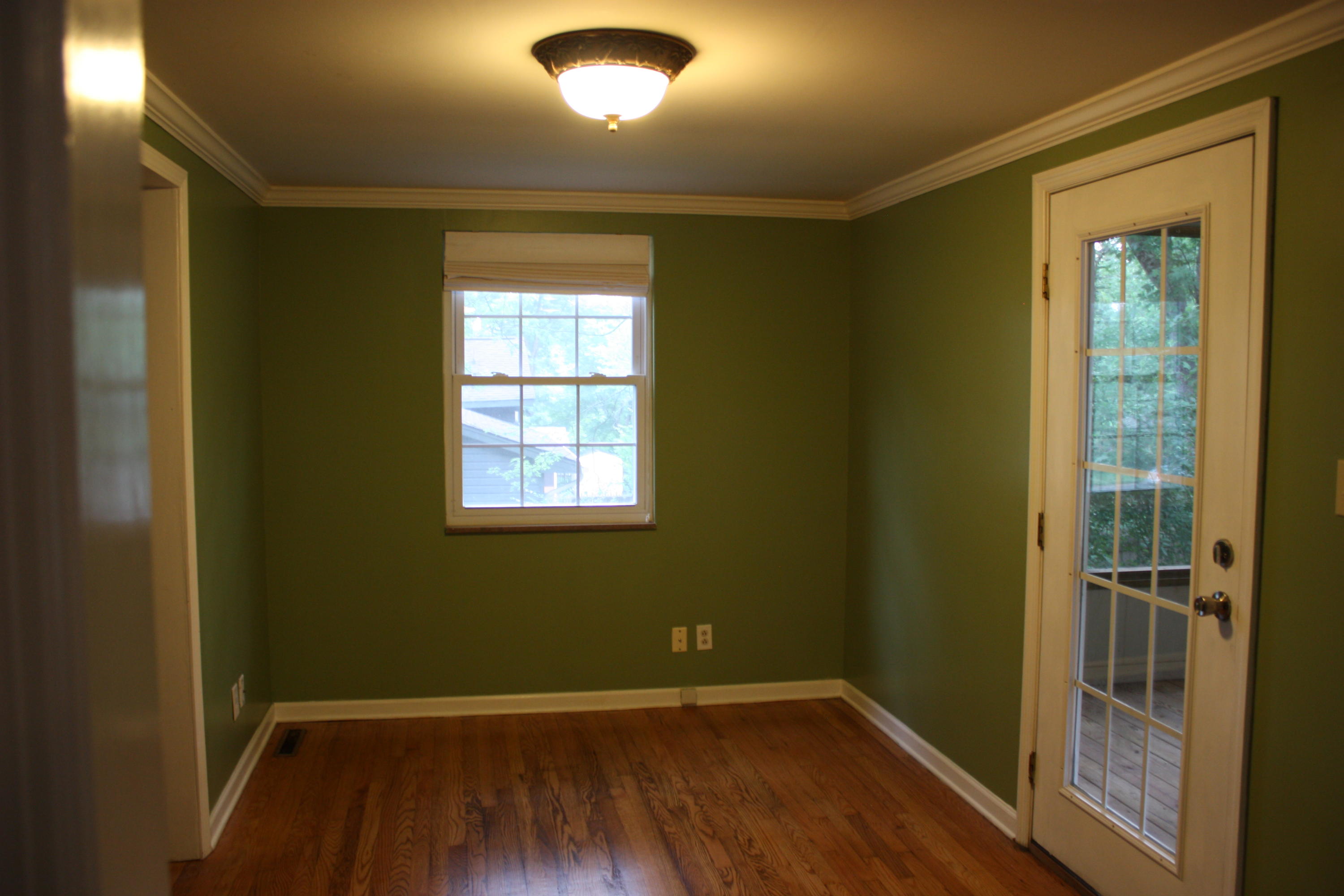 717 Cessna Road Knoxville, TN 37919 - Photo 5 of 18 IMG_9995