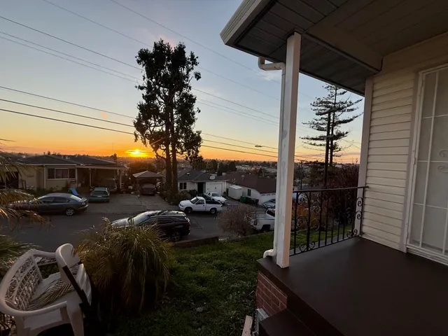 $899,000 | 17028 Santa Fe Street, Hayward, CA 94541