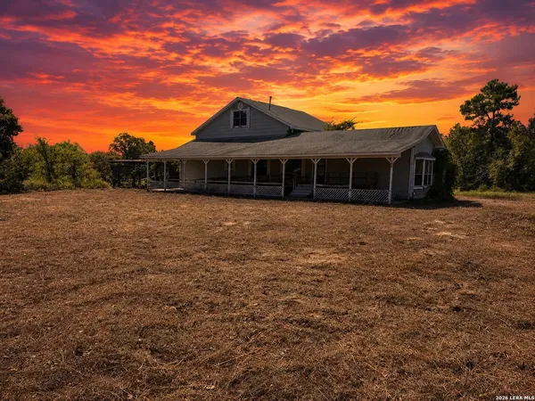 $400,000 | 14634 State Highway, Centerville, TX 75833